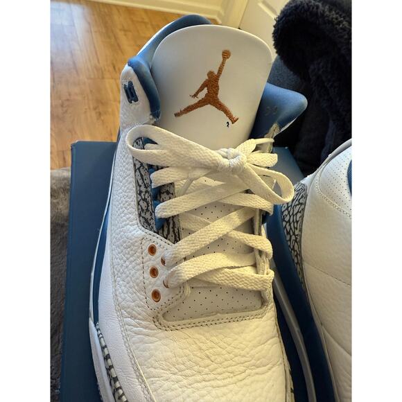 Jordan Retro 3 Sneakers size 11.5 white/metallic cooper - Picture 2 of 8